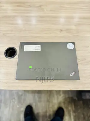 Lenovo ThinkPad X260 Laptop