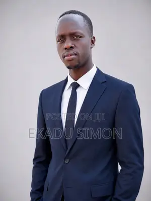 Ekadu Simon - Management CV