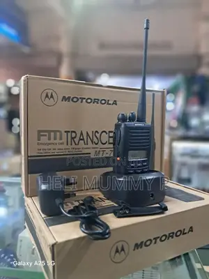 Motorola Professional FM Handheld Transceiver