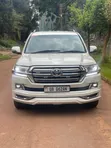 Toyota Land Cruiser V8 Rental - Self-Drive/Chauffeured - 1
