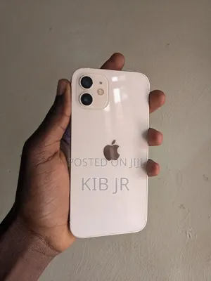 Apple iPhone 12 64GB White
