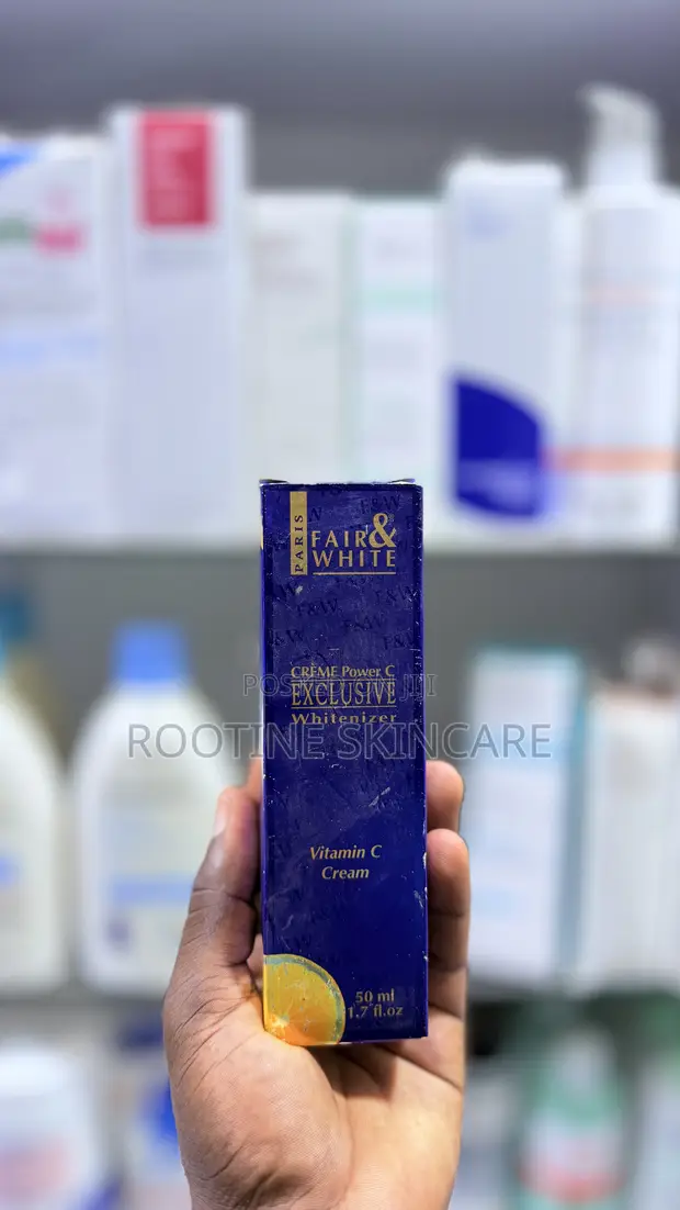 Fair & White Exclusive Whitenizer Vitamin C Cream 50ml - 1