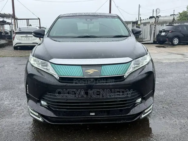 Toyota Harrier 2018 Black - 1