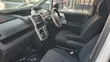 Toyota Noah 2011 White - 5