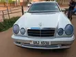 Mercedes-Benz E200 2002 Silver - 2