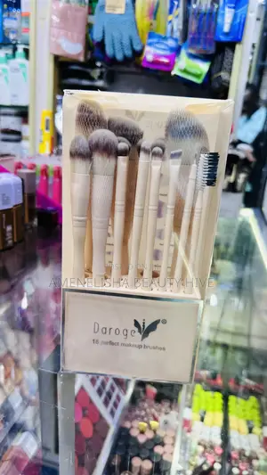 Daroge 15 Piece Makeup Brush Set