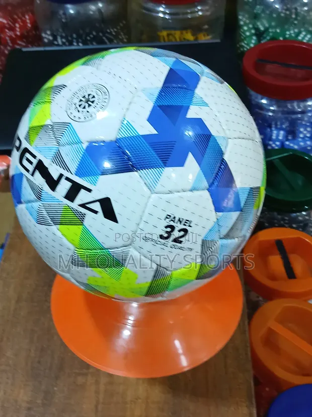 Penta Size 4 Football - 1