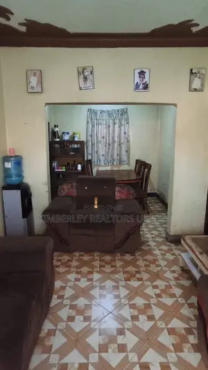 3 Bedroom House for Sale in Buwambo Town
