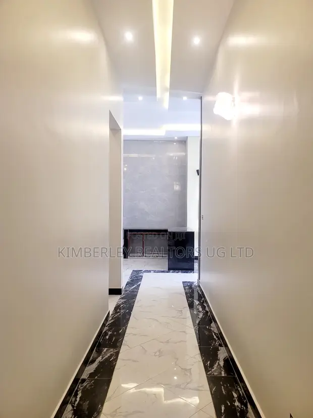 4 Bedroom House for Sale in Kitende, Entebbe Road - 1