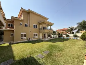 6 Bedroom House for Sale in Munyonyo, Central Division