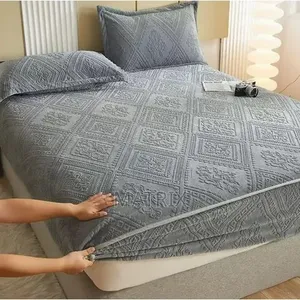 Fleece Mattress Cover with 2 Pillowcases