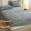 Fleece Mattress Cover with 2 Pillowcases - 1