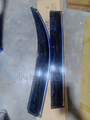 Lexus LX570 Door Visors