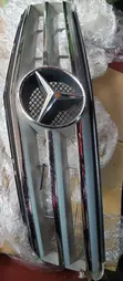 Mercedes-Benz W204 C-Class Grille - 1