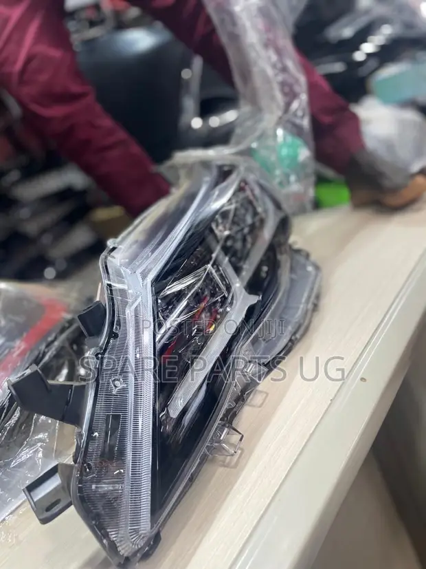 Toyota Mark X 2009-2012 Aftermarket Headlights - 1