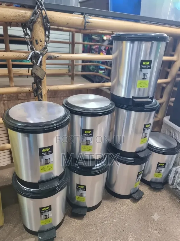 Stainless Steel Indoor Dust Bin - 10 Litres - 1