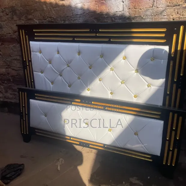 5x6 Wood Frame Bed - 1