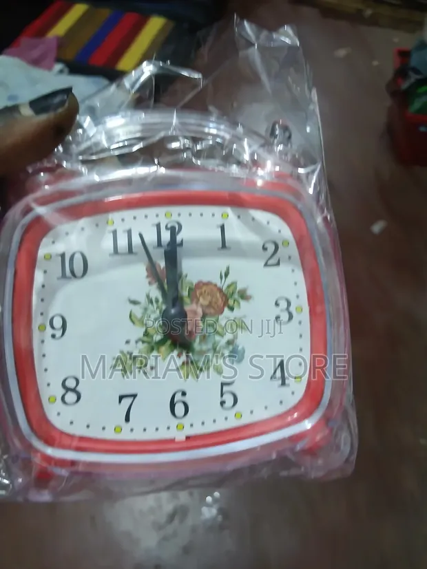 Red Alarm Clock with Vintage Floral Design - 1