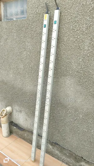 UK Used Heavy-Duty Metal Power Extension Strips with 20 Sockets