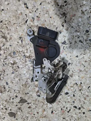 Toyota RAV4 Left Door Actuator Lock (2002-2004)