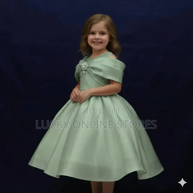 SHEIN Young Girls Sequin Bow Satin Dress - 1