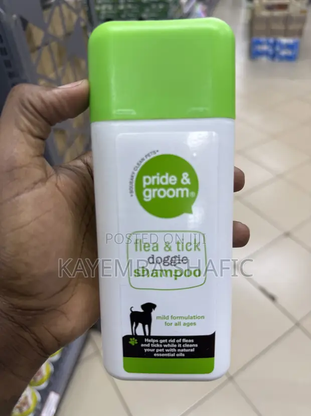 Pride & Groom Flea Tick Doggie Shampoo (300ml) - 1