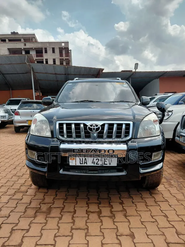 Toyota Land Cruiser Prado 2009 Black - 1