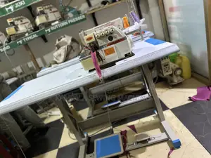 Industrial Overlock Sewing Machine with New Stand