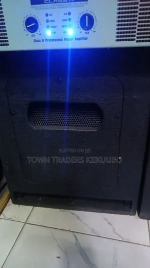 Martin Audio Single Base Speaker