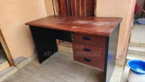Executive One Twenty Cent Meter Table