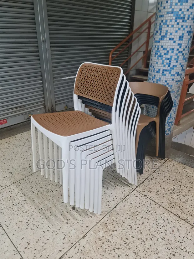 Weave-Craft Plastic Garden Chairs (Set of 4) - 1