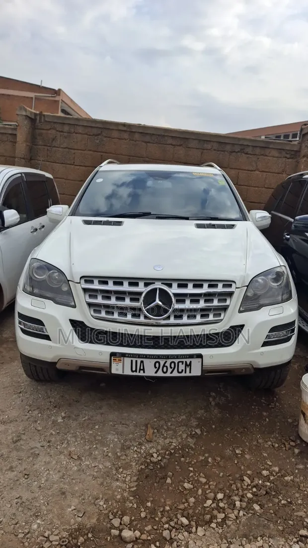 Mercedes-Benz M Class 2009 White - 1