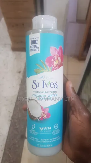 St. Ives Coconut Water & Orchid Hydrating Body Wash