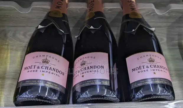 Moët & Chandon Rosé Impérial Champagne - 1