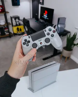 PS4 Chipped Console with 12 Games and Original Controllers