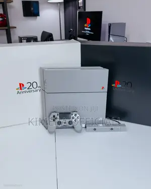 Chipped PS4 Standard Console