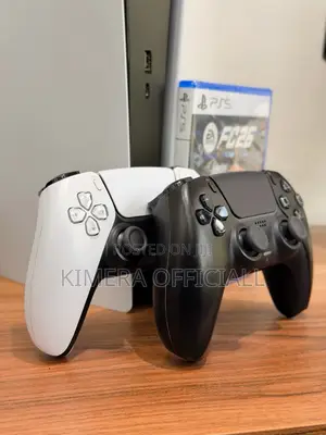 PS5 Wireless Controller - Black or White