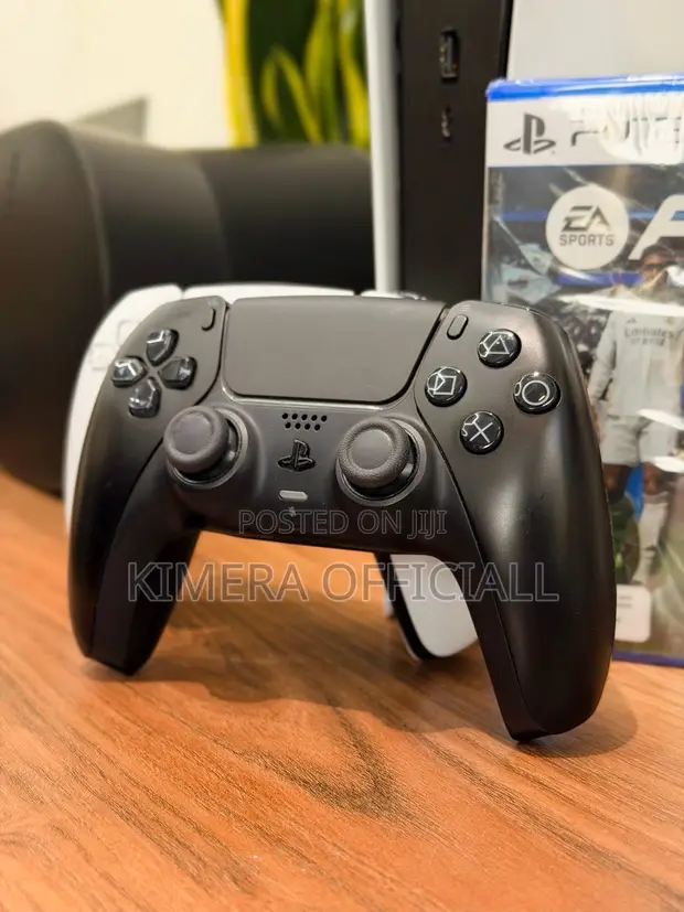 Original PS5 Wireless Controller - Black or White - 1