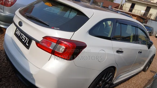 Subaru Impreza 2017 White - 1