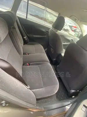 Toyota Corolla Fielder 1.5 Petrol FWD 2010 Gray