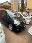 Toyota Noah 2.0 143hp AWD (8 Seater) 2012 Black - 2
