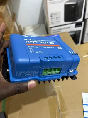 Victron MPPT 100/30 Solar Charge Controller