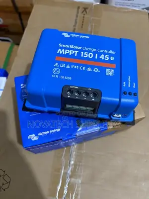 Victron SmartSolar MPPT 150/45 Charge Controller