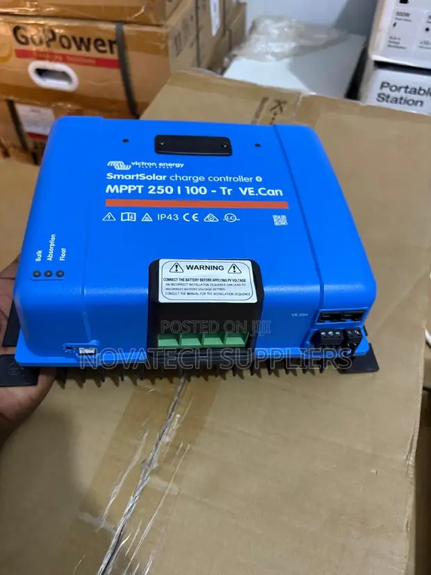 Victron SmartSolar MPPT 250/100-Tr VE.Can Charge Controller - 1