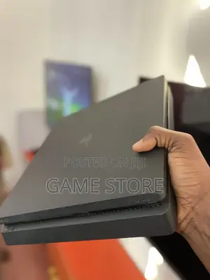 PlayStation 4 Slim Console