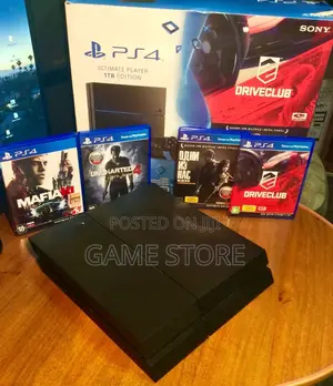 PlayStation 4 Standard