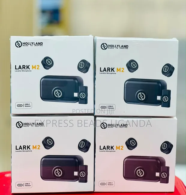 Hollyland Lark M2 Lavalier Wireless Microphone (USB-C) - 1