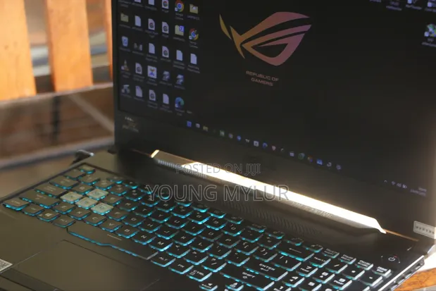 Asus TUF Gaming A15 Laptop - 16GB RAM, AMD Ryzen 7, 512GB SSD - 1