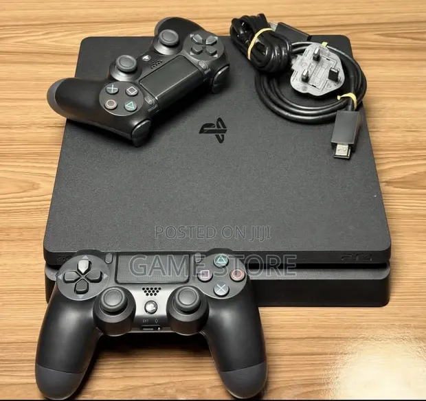 Sony PlayStation 4 Slim (Chipped) - 1