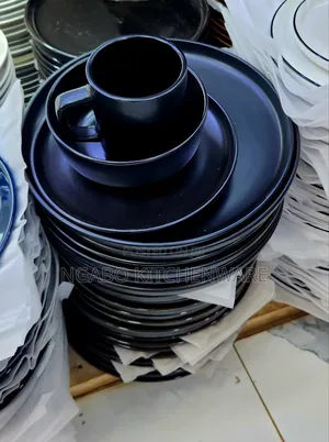 Brand New 24-Piece Matte Black Ceramic Dinner Set